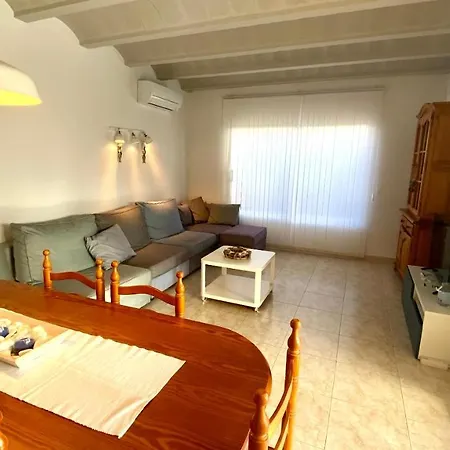 Bonita Villa Calafat